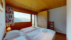 6 chambres, Wi-Fi gratuit, draps fournis