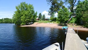 Sun loungers - Historic prohibition Lodge next to golf course with private beach (Winter)