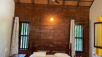5 dormitorios, tabla de planchar con plancha, wifi gratis y ropa de cama