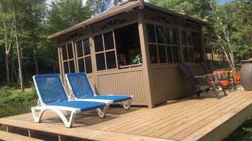 Enceinte de lâhĂ©bergement