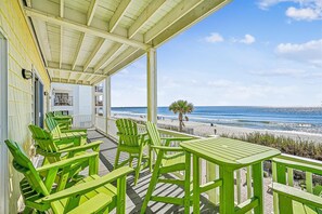 Property grounds - Casablanca - Luxury Oceanfront Home in Cherry Grove with Game Room & Pool (North Myrtle Beach)