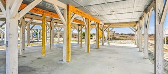 Chase - Pet Friendly Oceanfront House in Cherry Grove