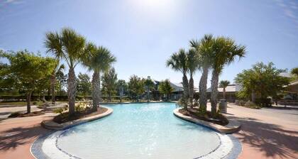 Fall rates! Family Fun! 4 min walk to beach🏖️Heated pool, golf cart, SUP, bikes