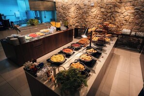 Dining - Hilton Garden Inn Itajai (Itajai)