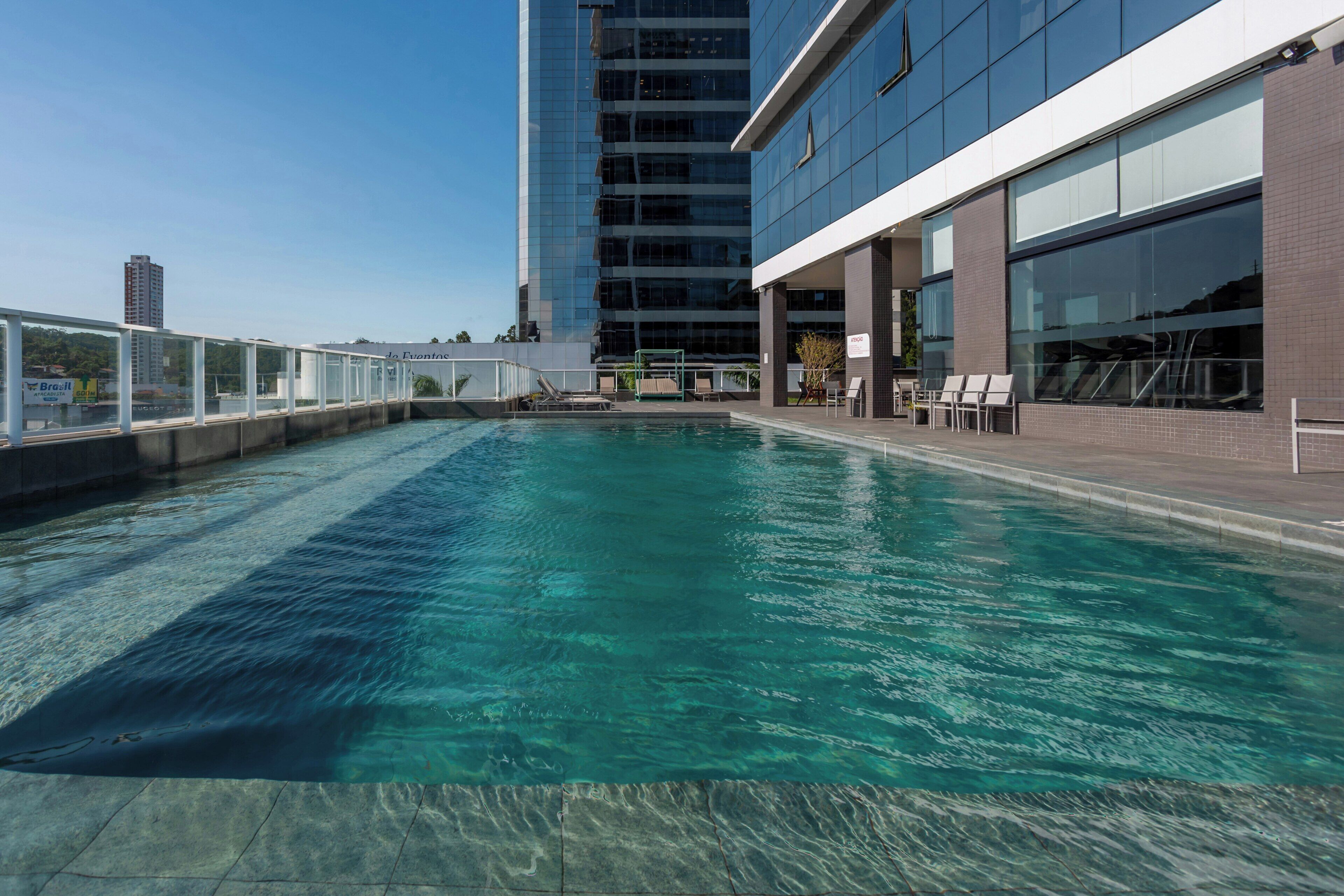 Udendørs pool