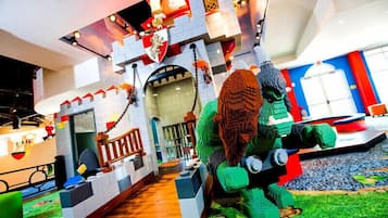 Khu vui chơi trẻ em - trong nhà