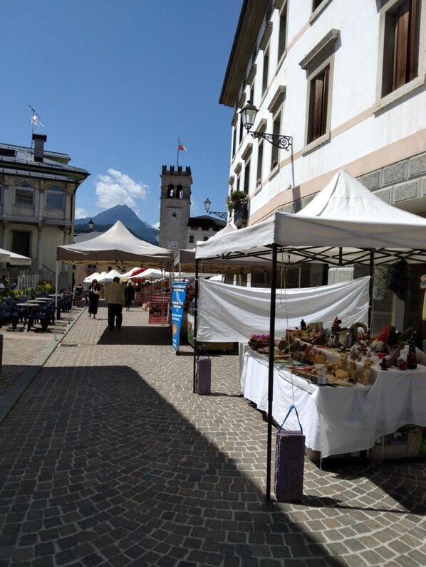 Ristorazione all'aperto