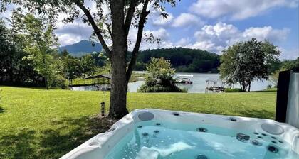 Catch N Relax by Chatuge Home Concierge <br>Hot tub, fire pit, private dock with boat slip