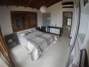 2 slaapkamers, lakens van Egyptisch katoen, luxe beddengoed, een bureau