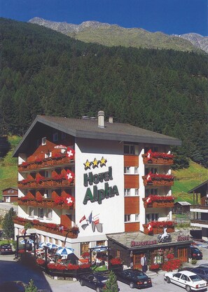 Exterior - Alpha Hotel (Saas Grund)