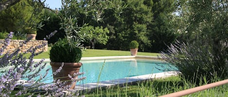 Alberca al aire libre
