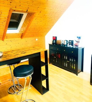 Interior - Vacation apartment 15 sqm with shower for families, business,craftsmen"Casa20200 (Falkensee)