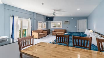 Premium Apartment, Multiple Beds, Patio, Ocean View | 1 bedroom, pillowtop beds, free WiFi, bed sheets