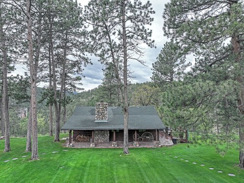 Big Horn Sheep Cottage Near Mt. Rushmore