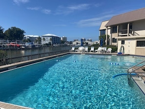 Pool - Love Stay Sea (Fort Myers Beach)