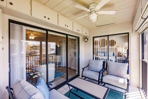 Interior - Love Stay Sea - Two Bedroom Apartment, Sleeps 6 (Fort Myers Beach)