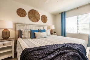 3 chambres, fer et planche à repasser, accès au Wi-Fi (inclus)