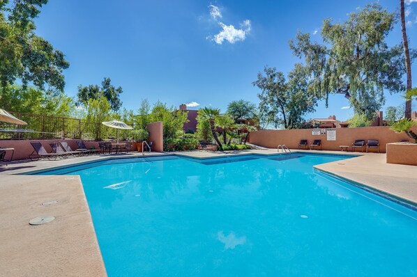 Piscine extérieure, piscine chauffée