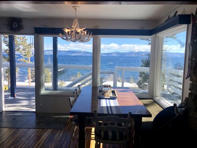 Lake front chalet-incredible view, sleeps 12!