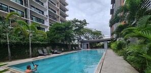 Katolla sijaitseva uima-allas