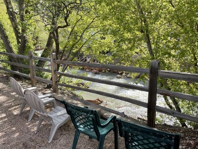 Will it be ICE AXE, CRAWLER, NORDIC? 1200MGPS-Mtn Views! On River! BBQ & yard!