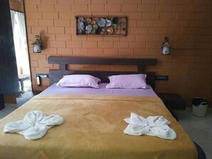 1 bedroom, WiFi - Rustic Charm Wayanad - Serenity (Entire Studio) (Appapara)