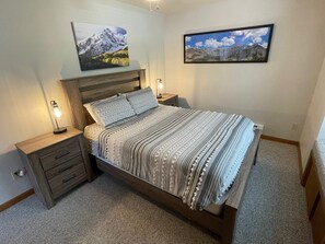 2 Schlafzimmer, Bügeleisen/Bügelbrett, Reisekinderbett, kostenloses WLAN