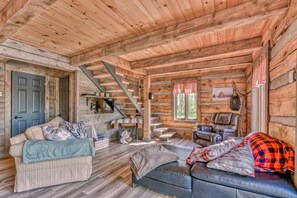 Smart-TV, DVD-Player, Bücher