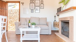 Interior - Villa Pitaya Frigiliana by Ruralidays (Málaga)