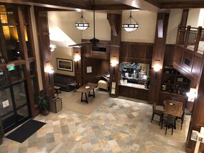 Dining - Luxury 1 Bedroom Master-sleeps 4+ Ski-in/Ski out at Grand Lodge on Peak 7 (Breckenridge)