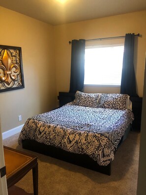 3 bedrooms, iron/ironing board, free WiFi, bed sheets