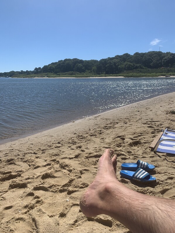 Beach nearby - Walk to the beach from the cutest house ever!! (Falmouth)