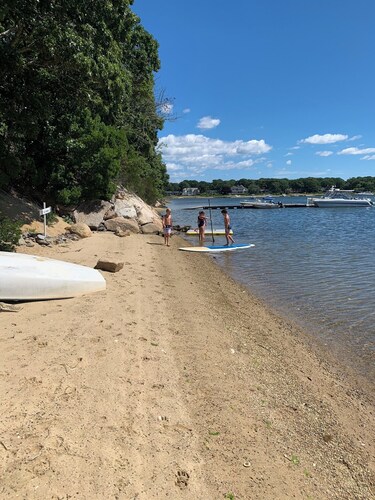 Walk to the beach from the cutest house ever!!