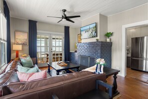 Uklassifisert bilde, 2 av 44, knapp