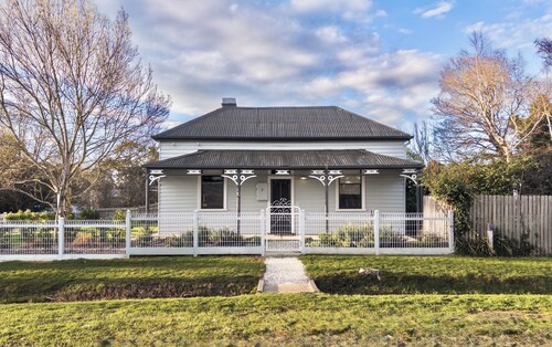 Trimble Cottage