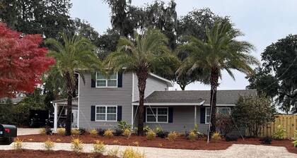 Hot Tub, Fire Pit, Savannah, Tybee