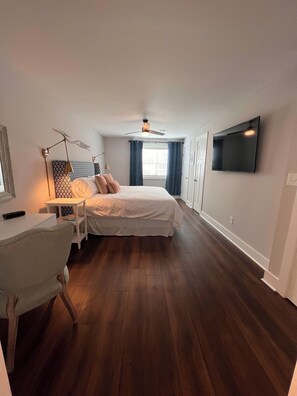 3 bedrooms, iron/ironing board