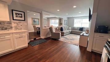 Smart TV, books, offices