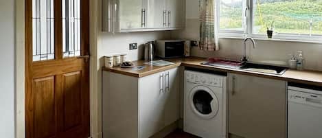 Fridge, microwave, ice maker