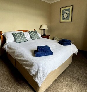 3 chambres, draps fournis
