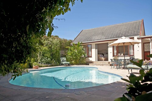 Open Plan Leading Onto Pool