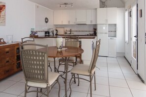 Hus, 3 soverom, tilgjengelighetstilpasset, røyk | Spiseområde