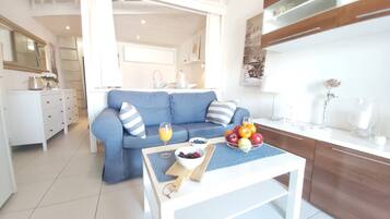 Condo, 2 Bedrooms, Accessible, Smoking | Living room | TV