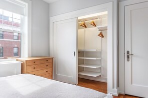 1 室のベッドルーム、アイロン / アイロン台、WiFi、ベッドシーツ