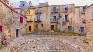 Apartment, 1 Bedroom | Exterior