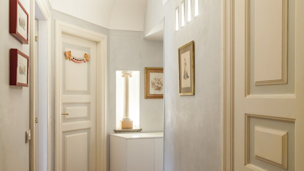 Apartment, 3 Bedrooms, Balcony, City View | Interior - Luxury Trevi Apartment (Rome)