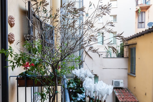 Apartment, 3 Bedrooms, Balcony, City View | Exterior