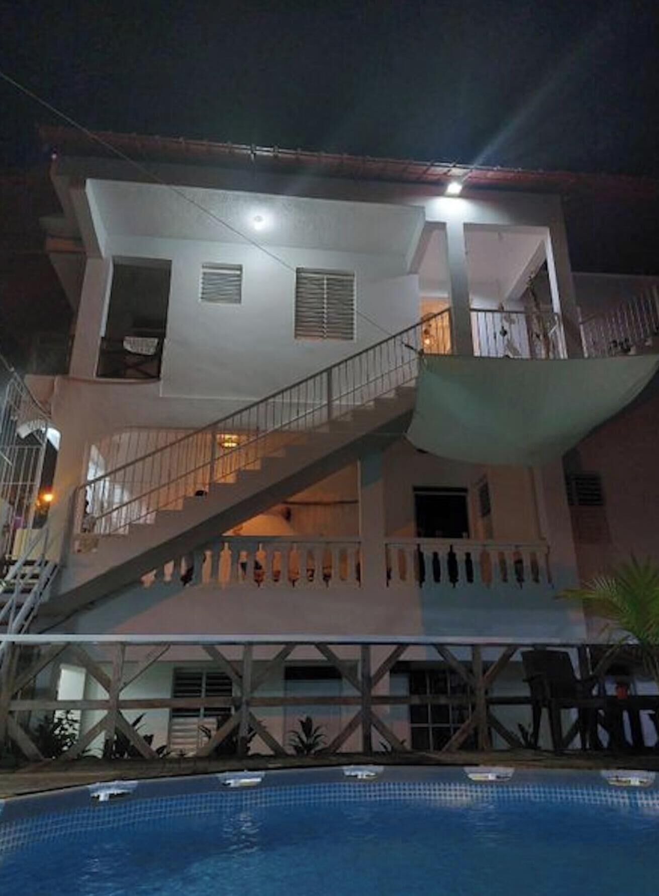 Apartemen, 1 kamar tidur, balkon | Kolam renang | Kolam renang outdoor