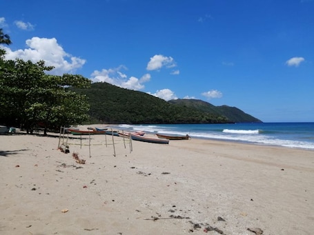 Apartment, 2 Bedrooms, Smoking, Balcony | Beach