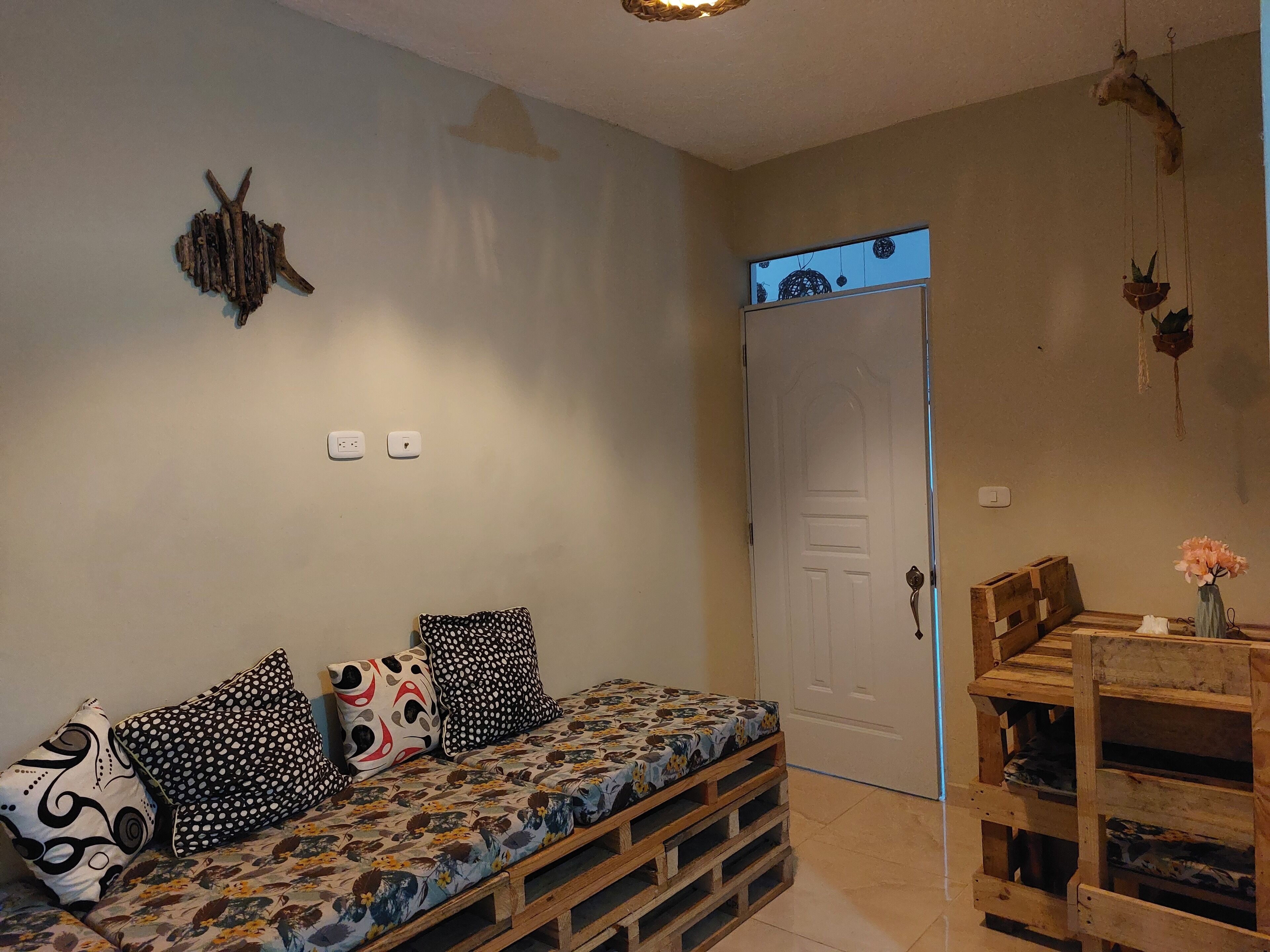 Quiet Studio - Apartment 4 in Villa Coconut